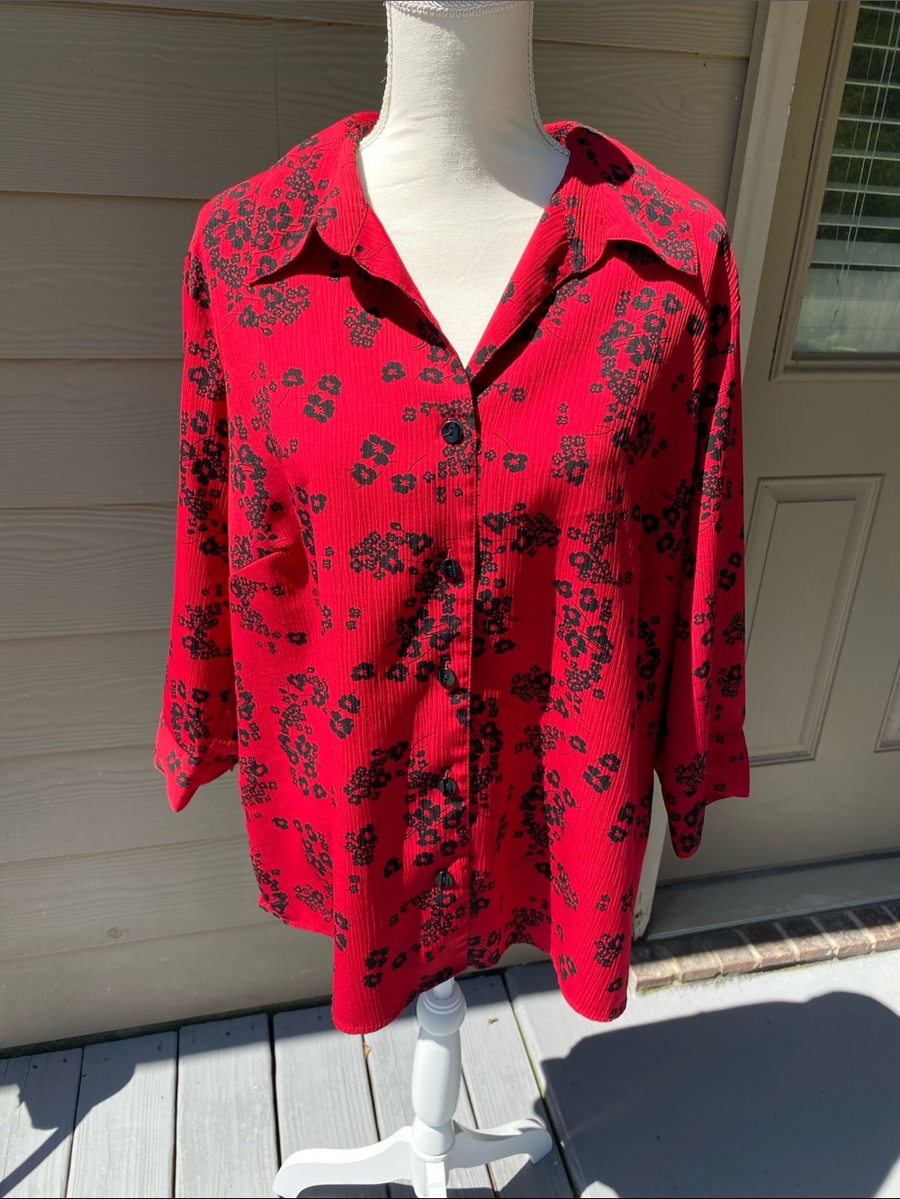 4/$20 red floral button up top